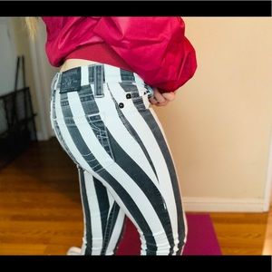 true religion limited edition.  s 25